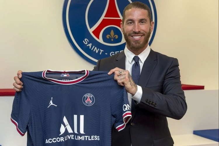 El debut de Ramos en el Paris Saint-Germain continuará para siempre